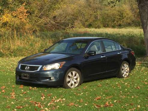 2010 Honda Accord EX-L (Financing Available!) (Negotiable!) - cars &... for sale in ELEVA, WI