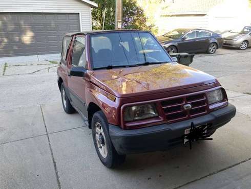 98 Chevy Tracker 4x4 Convertible for sale in Wauwatosa, WI