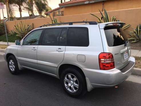 Toyota Highlander Sport Sunroof 7 seat 3rd Row Reliable Clean Title... for sale in Granada Hills, CA