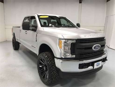 2017 Ford F-250SD with - cars & trucks - by dealer - vehicle... for sale in Wapakoneta, IN