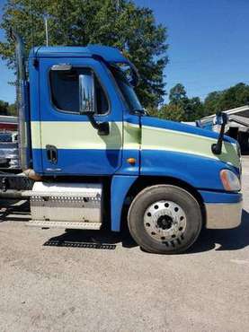 2012 Freightliner Cascadia T/A Day Cab RTR# 0093806-01 - cars &... for sale in Columbia, SC