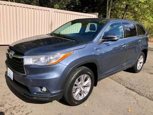 2014 Toyota highlander LE-Plus AWD runs excellent! New Toyota tires!... for sale in Lake Oswego, OR