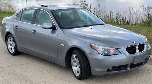 EXCELLENT CONDITION 2005 BMW 530i SEDAN FULLY LOADED WITH CLEAN TITLE for sale in Naperville, IL
