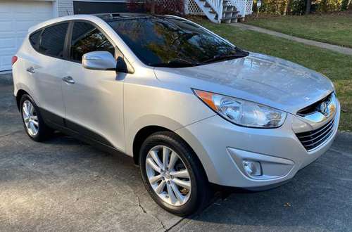 Hyundai Tucson Limited 2012 - cars & trucks - by owner - vehicle... for sale in Marietta, GA