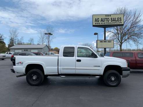 2004 Chevy 2500hd - - by dealer - vehicle automotive for sale in Ontario Center, NY