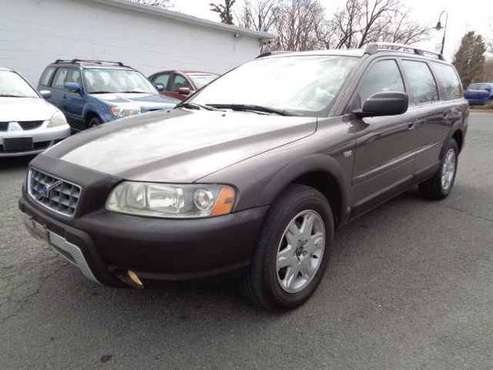 2005 Volvo XC70 AWD Wagon 2 5L I5 F - - by dealer for sale in Purcellville, District Of Columbia
