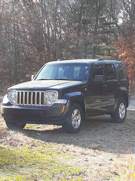2011 Jeep liberty - cars & trucks - by owner - vehicle automotive sale for sale in Fruitport, MI