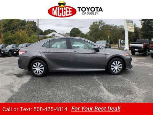 2019 Toyota Camry Hybrid LE sedan for sale in Dudley, MA