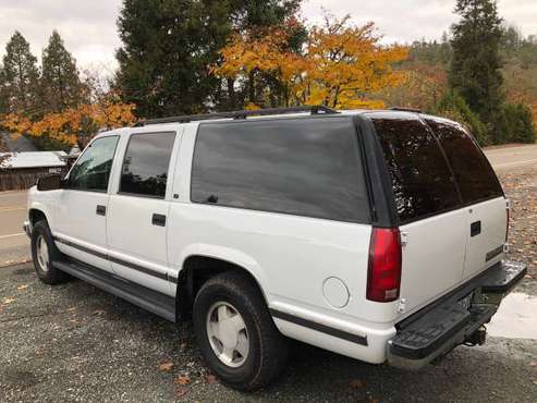 1999 Suburban - cars & trucks - by owner - vehicle automotive sale for sale in Canyonville, OR
