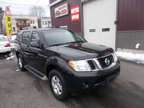2009 Nissan Pathfinder SE Guranteed Credit Approval! for sale in Albany, NY