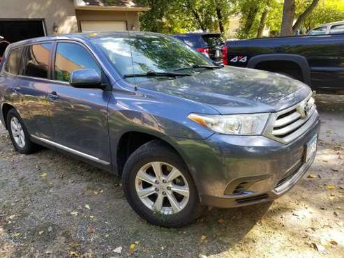 2011 Toyota Highlander AWD V6 Leather for sale in Saint Paul, MN