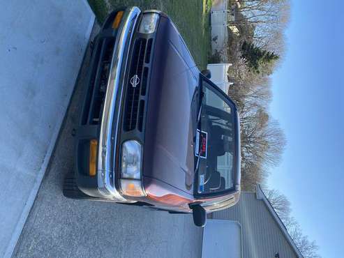 1998 nissan pathfinder for sale in Selden, NY