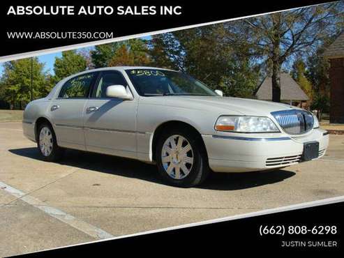 2004 LINCOLN TOWNCAR ULTIMATE 4 DOOR RUNS GREAT!! STOCK #839... for sale in Corinth, MS