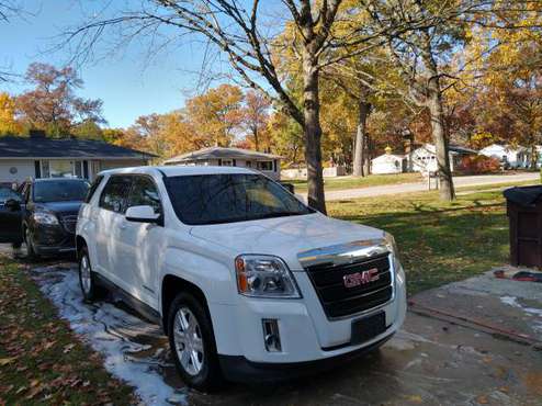 2014 GMC TERRAIN ( 300 MILES ON NEW ENGINE) - cars & trucks - by... for sale in Muskegon, MI