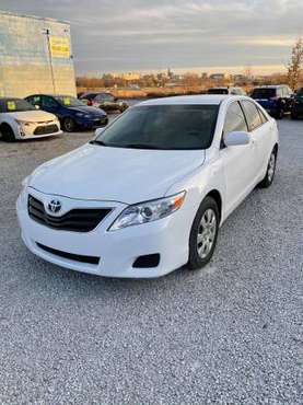 2011 Toyota Camry LE - cars & trucks - by dealer - vehicle... for sale in Lincoln, IA