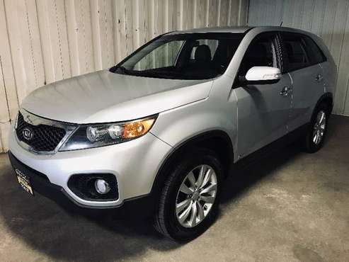 2011 Kia Sorento EX 4WD - cars & trucks - by dealer - vehicle... for sale in Madison, WI