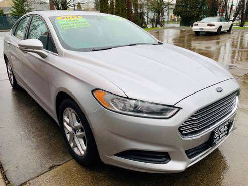 2013 FORD FUSION SE LOW MILES SEDAN**SALE** - cars & trucks - by... for sale in Portland, WA