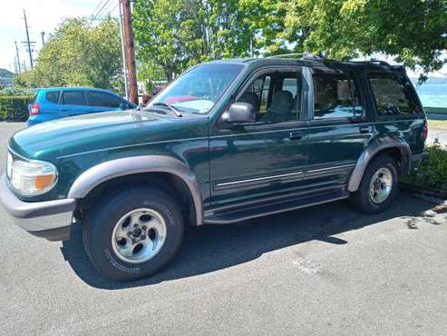 96 Ford Explorer XLT 4X4 for sale in Tacoma, WA