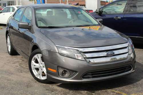2012 FORD FUSION * GAS SAVER * SUPER CLEAN * AUX INPUT * WARRANTY *** for sale in Highland, IL