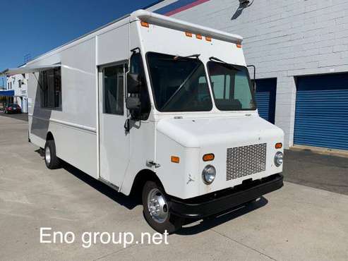2006 brand new food truck commercial kitchen (free delivery) for sale in San Francisco, OR