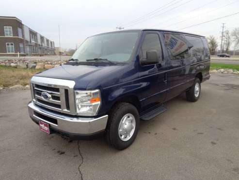 2008 FORD 15-PASS CARGO VAN 22, xxx ACTUAL MILES Give the King a for sale in Savage, MN