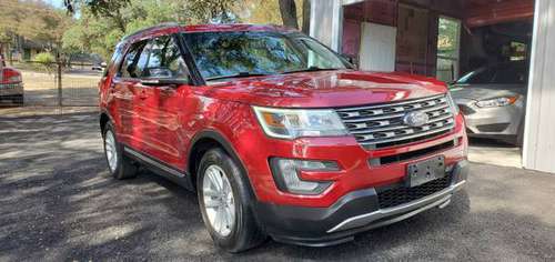 2017 Ford Explorer XLT - cars & trucks - by owner - vehicle... for sale in San Marcos, TX