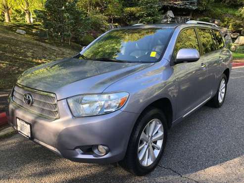 2008 Toyota Highlander Hybrid Limited 4WD --Navi, Clean title, 3rd row for sale in Kirkland, WA