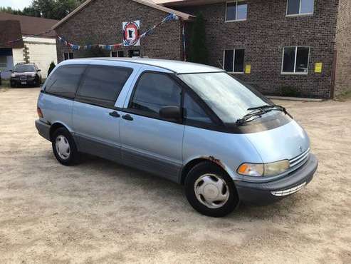1991 Toyota Previa Deluxe - 3rd row - AUX, USB input - cruise for sale in Farmington, MN
