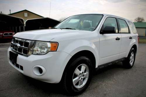 2009 Ford Escape XLS AWD - - by dealer - vehicle for sale in Camby, IN