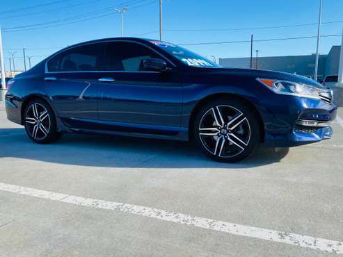 SUPER LOW MILES, ONE OWNER 2017’ ACCORD SPORT SE - cars & trucks -... for sale in Wichita, KS