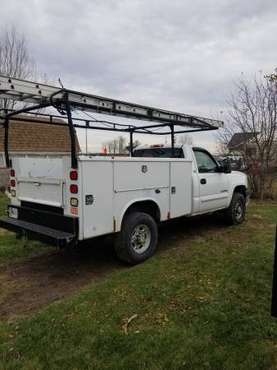 2003 Chevy 2500hd 4wd - cars & trucks - by owner - vehicle... for sale in Lebanon, IN