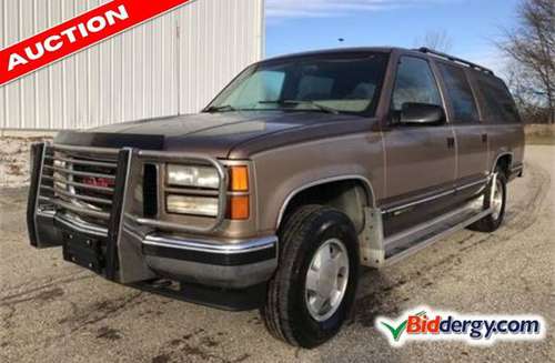 1994 GMC Suburban 4X4 - cars & trucks - by dealer - vehicle... for sale in Northville, MI