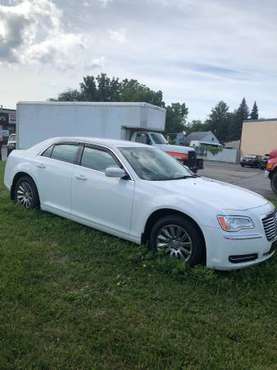 2014 Chrysler 300 For Sale for sale in Niagara Falls, NY