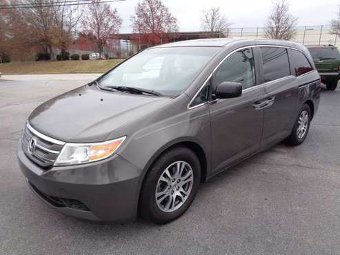 2011 Honda Odyssey EX-L One Owner - cars & trucks - by dealer -... for sale in Greenville, NC