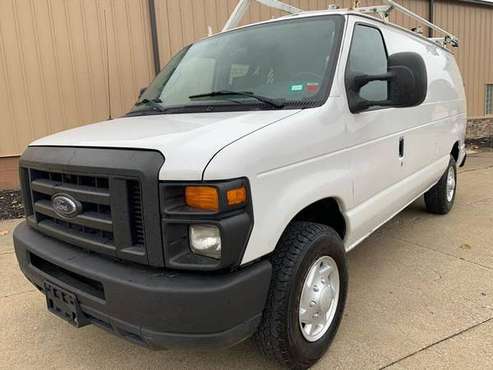 2008 Ford E-Series Cargo E250 Van - 1 OWNER - V8 for sale in Uniontown , OH