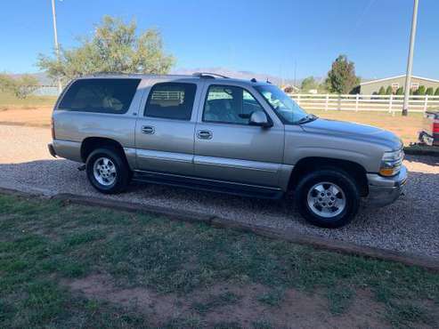 2003 chevy Suburban LT 4x4 for sale in Hereford, AZ