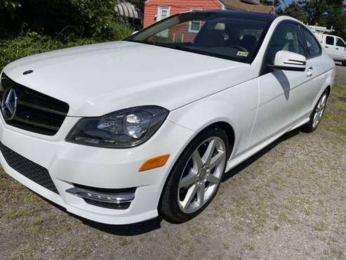 2015 MERCEDES BENZ C350 - CARFAX CERTIFIED - - by for sale in Virginia Beach, VA