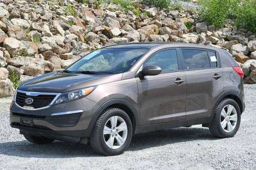 2012 *Kia* *Sportage* *LX* - cars & trucks - by dealer - vehicle... for sale in Naugatuck, CT