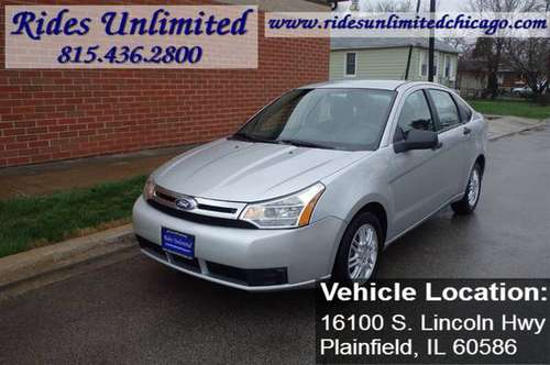 2010 Ford Focus SE - Gas Saver for sale in Plainfield, IL