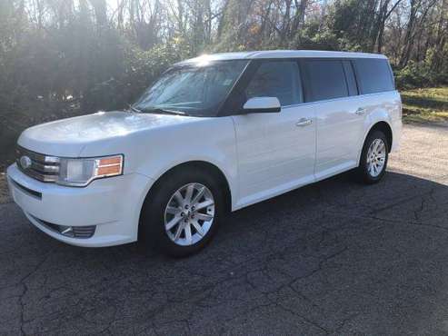 2012 Ford Flex SEL - cars & trucks - by dealer - vehicle automotive... for sale in Barling, AR