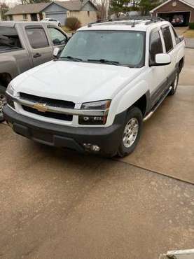 2005 Chevrolet Avalanche LT Z71 - cars & trucks - by owner - vehicle... for sale in Pea Ridge, AR