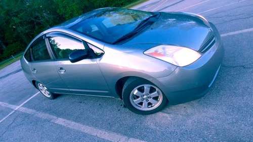 2005 Toyota Prius - perfect gas mileage for sale in Summerfield, NC