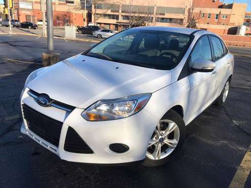 2014 FORD FOCUS - cars & trucks - by dealer - vehicle automotive sale for sale in Kenosha, WI