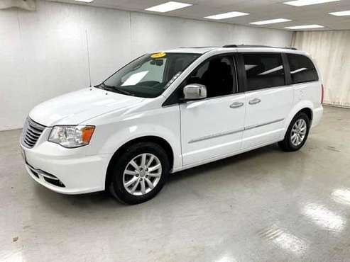 2015 Chrysler Town & Country 298 mo/0 dn Leather, dvd, Roof! for sale in Saint Marys, OH