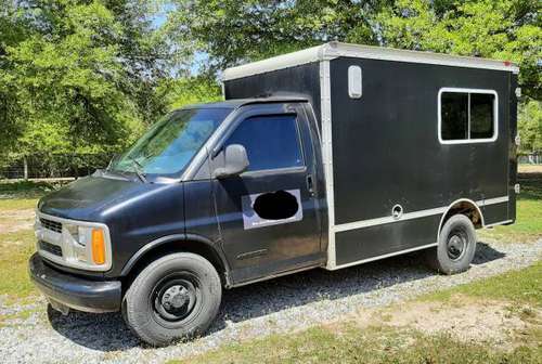 1997 Chevy G3500 Box/Delivery truck for sale in Laurel Hill, FL
