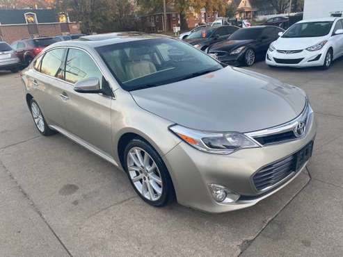 2013 Toyota Avalon XLE *55K Low-Miles!* Loaded! - cars & trucks - by... for sale in Lincoln, KS