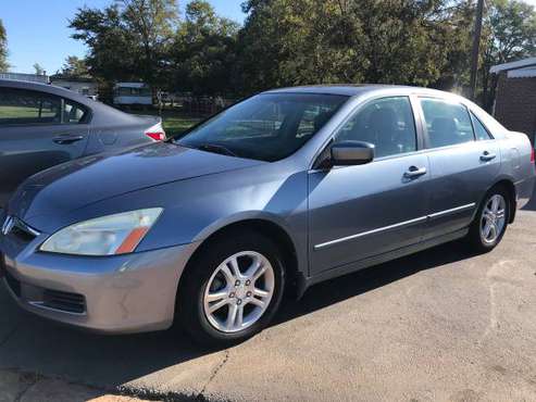 2007 Honda Accoed EX-L - cars & trucks - by dealer - vehicle... for sale in Greenville, SC