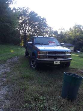 1992 Chevrolet 3/4 Ton 4WD Pickup for sale in Columbia, MO