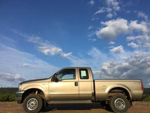 Ford F-350 Diesel SD XL 4x4 Supercab ONE OWNER 133K 6.0L V8 6’ bed for sale in Niantic, NY