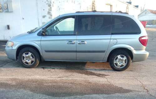 2006 Chrysler Town & Country - cars & trucks - by owner - vehicle... for sale in Muncie, IN